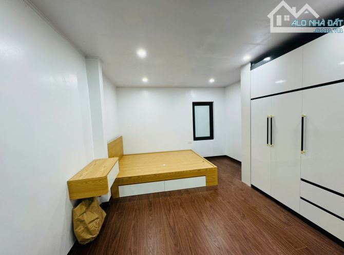 Bán căn tập thể  t1 đẹp, đối diện sân chơi siêu thoáng, vỉa hè đá bóng kinh doanh - 7