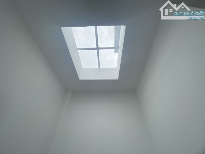BÁN NHÀ VŨ TRỌNG PHỤNG. DT 38M2 x 6TẦNG THANG MÁY, MT 4M. NGÕ NÔNG GẦN PHỐ. GIÁ 9.7TỶ - 8