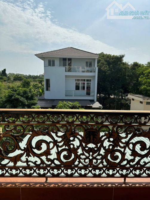 🔥🔥 BIỆT THỰ GỖ CAO CẤP - GIÁP NGUYỄN VĂN LINH QUẬN 7 - HUYỆN BÌNH CHÁNH - GIÁ 20 TỶ - 9