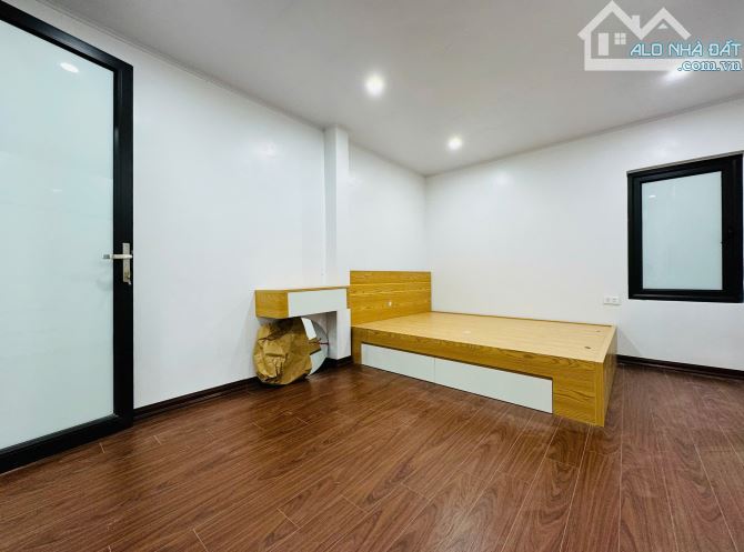 Bán căn tập thể  t1 đẹp, đối diện sân chơi siêu thoáng, vỉa hè đá bóng kinh doanh - 9