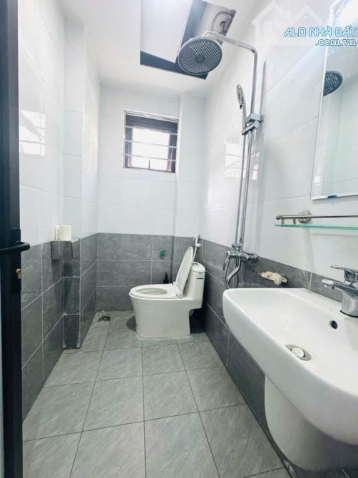 Bán nhà đẹp tại Kim Chung gần Hinode Royal Park ô tô đỗ cửa lô góc kinh doanh nhỉnh 6 tỷ - 9