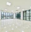 Cho thuê Văn Phòng 120m2 ngay mặt đường Nguyễn Trãi, ô tô dừng đỗ thoải mái chỉ 26tr/th.
