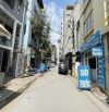 MẶT PHỐ CỬU VIỆT VỈA HÈ - Ô TÔ TRÁNH