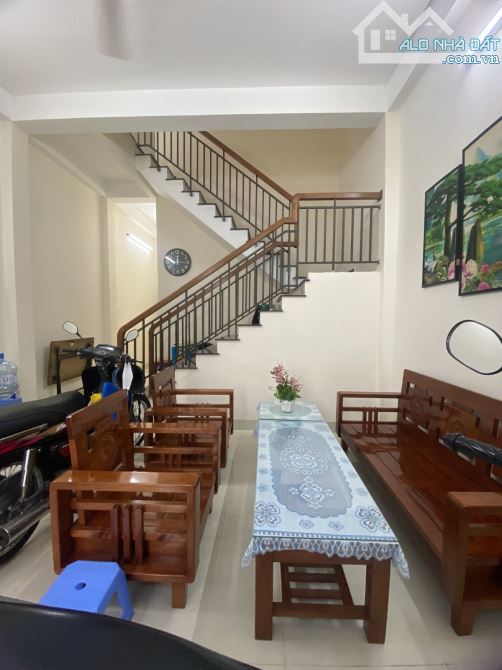 GẤP BÁN - SÁT KIỆT OTO ĐẬU ĐỖ QUẬN THANH KHÊ GIÁ NHỈNH NHẸ 3 TỶ