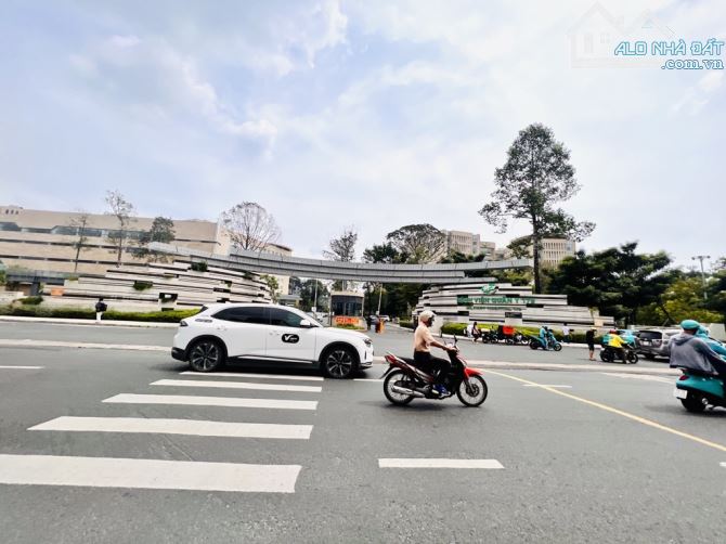 Bán khuôn đất đẹp hẻm 10m Nguyễn Kiệm mặt tiền gần 5m nở hậu dt 82m2 nhỉnh 8tỷ