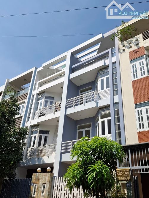 Bán nhà đường 17 An Phú Quận 2 giá 27,5 tỷ