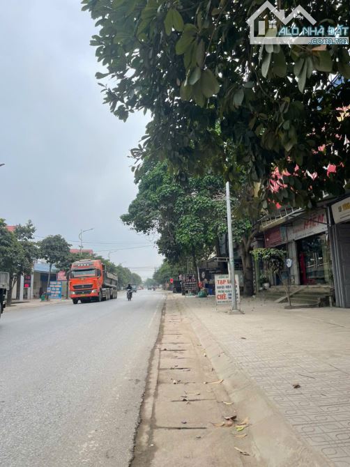 Bán Mặt bằng Kinh doanh mặt QL3 TP Phổ Yên, 155m2, MT 15m. Giá 5 tỷ.