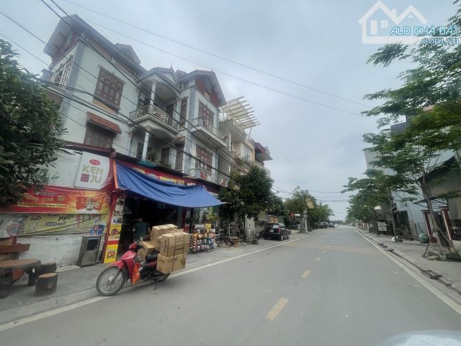 🍓🍓TRỤC CHÍNH KINH DOANH OTO TRÁNH - 90m TIÊN DƯƠNG ĐÔNG ANH- ĐANG TRIỂN KHAI KHU ĐẤU GIÁ