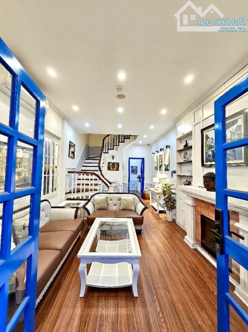 🏡 💝 VIP VÀ ĐẲNG CẤP – NHÀ KIẾN TRÚC PHÁP SIÊU ĐẸP – FULL NÔI THẤT SANG XỊN – MẶT NGÕ OTO