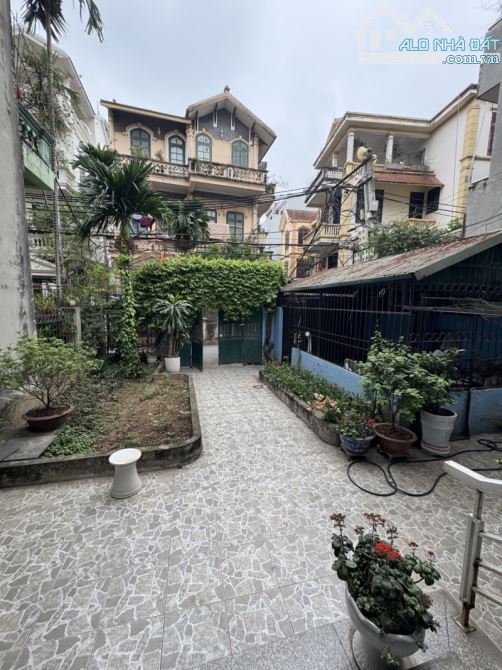 ÂU CƠ – TÂY HỒ Ô TÔ TRÁNH – 210 M2 – C4 – MẶT TIỀN 9.2 M – GIÁ 41.8 TỶ. MẢNH ĐẤT VÀNG.