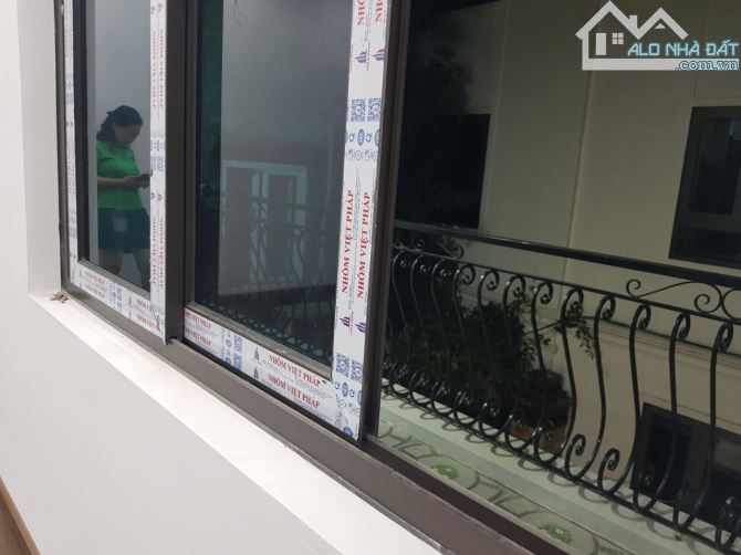 CC bán tòa CHDV tại Quang Tiến Đại Mỗ 75m2 5 tầng 8 phòng khép kín 2 thoáng vĩnh viễn.