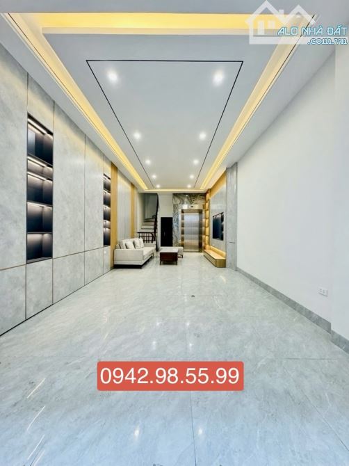 Bán nhà Ngọc Thuỵ 7 tầng thang máy, full nội thất xịn giá hơn 9 tỷ