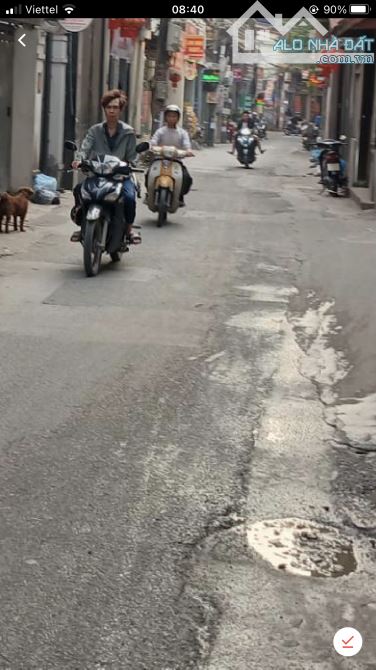 Phạm Văn Đồng 6tầng thang máy  8,2 tỷ