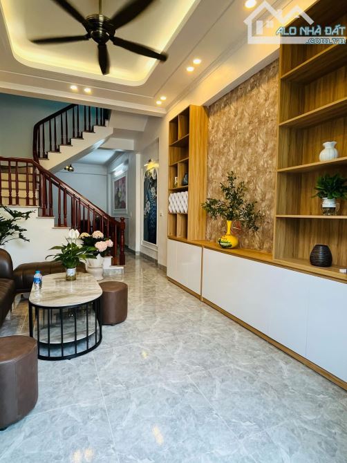 Cần bán nhà đẹp ngõ phố Nguyễn Hữu Cầu Tp Hải Dương