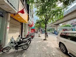 MẶT PHỐ NGUYỄN TRÃI 30Mx5T NGAY NGÃ TƯ, QH ỔN ĐỊNH, VỈA HÈ , KINH DOANH GIÁ 12.5 TỶ