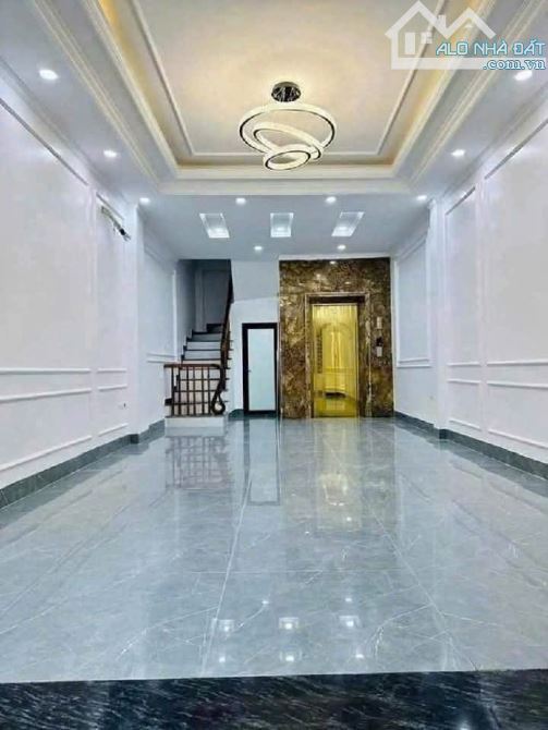 Bán nhà Đại Từ Hoàng Mai 42m 6 tầng thang máy 30m ra mặt phố