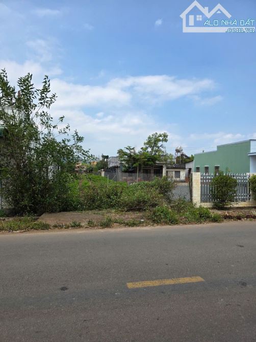 Cần bán đất mặt tiền Nhà thờ An Hòa giá tốt
