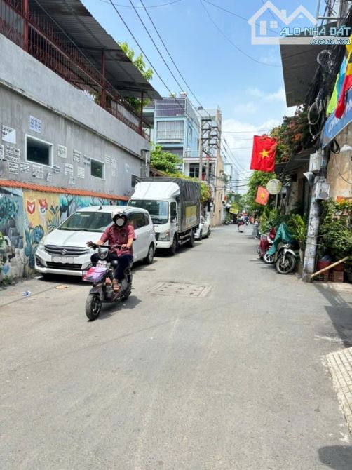 Nhà Bình Thạnh, gần Bùi Đình Túy, hẻm nhựa xe tải, 25m2, 4 tầng, chỉ 6,5 tỷ