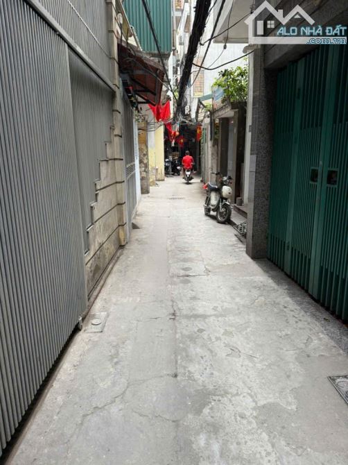 💰NHỈNH 5 TỶ CÓ NHÀ KHƯƠNG TRUNG - THANH XUÂN , THOÁNG SÁNG , 50m ra ngõ ô tô