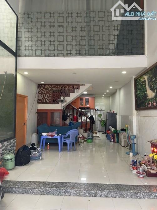 BÁN NHÀ MTKD QUẬN TÂN PHÚ, 75 M2, 2 TẦNG, 8.X TỶ