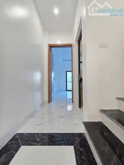 NHÀ ĐẸP KHÓ TÌM – ĐỒNG MAI – HÀ ĐÔNG Diện tích 37m² – 5 tầng – Full nội thất xịn – Sổ đỏ c