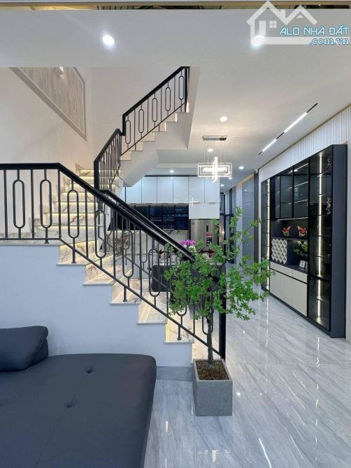 Bán gấp nhà đường Trần Quang Diệu 4x17m nở hậu, nhỉnh 6 tỷ, chủ thân thiện.