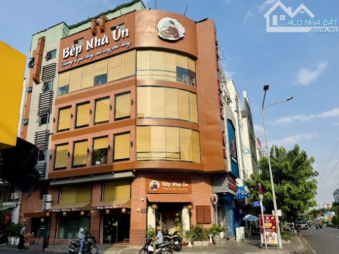 Cho Thuê Nhà GÓC 2MT 4x16m đường Phan Xích Long quận Phú Nhuận