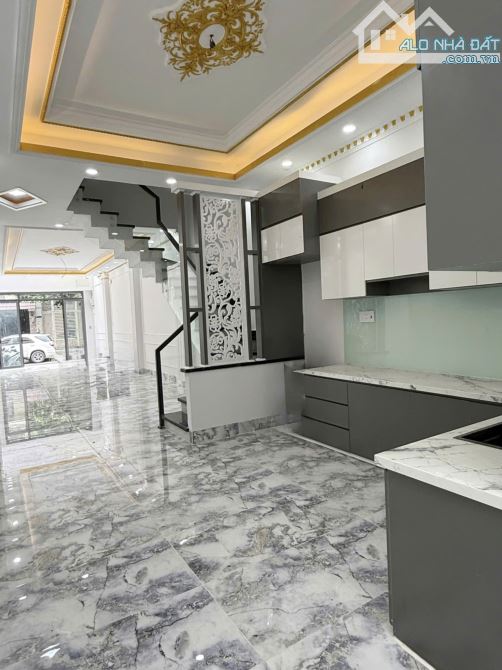 Bán nhà MT TT quận 6 tiện KD mọi nghành nghề nhà mới 100%