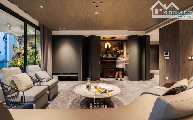 chủ gửi bán căn hộ duplex tại Yên hòa Parkview 240m2 5Pn 4vs hiếm bán ,tầng dẹp hướng mát