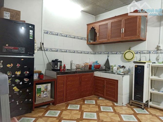 Bánh Nhà Gần Đại Học Ngân Hàng Thủ Đức, 168m2(7mx25m), Ô Tô Thông, Giả Chỉ  9 Tỷ(TL)