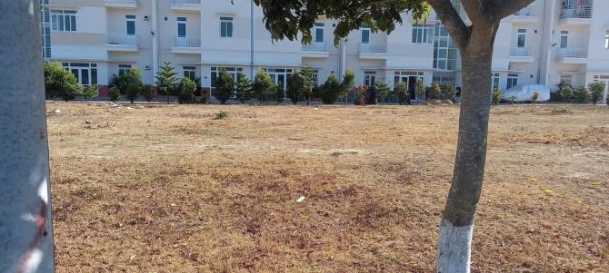 Bán Đất nền khu đấu giá hoàng thành đăk cấm TP Kon Tum .