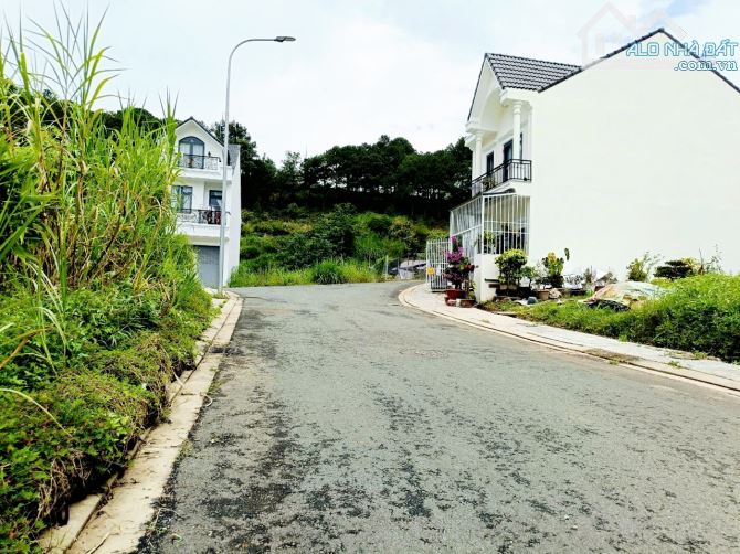 Bán lô đất nghỉ dưỡng khu số 5 An Sơn -Phường 4 Đà Lạt🔥65m- đất XD- 5 tỷ 250