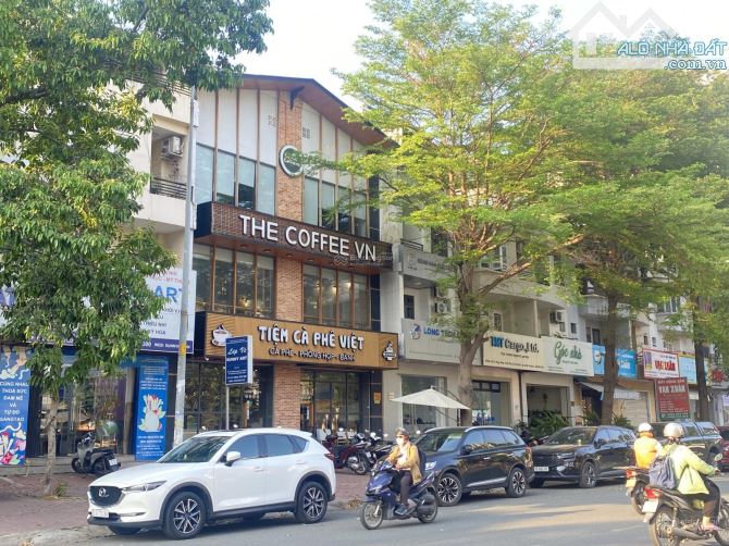 Duy nhất căn nhà mặt tiền Nguyễn Hoàng bán 8x20m DT Công nhận 160m2 KC 4Tầng giá 46Tỷ TL