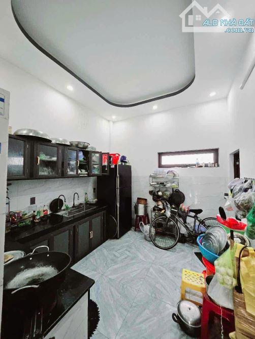 Bán nhanh nhà 4 tầng mới xây 2 mặt tiền Ngô Quyền trung tâm Sơn Trà - Vị trí đẹp - 60m2