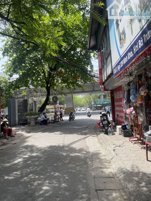 BÁN NHÀ MINH KHAI – QUẬN HAI BÀ TRƯNG – LÔ GÓC – 2 MẶT NGÕ TO RỘNG - OTO ĐỖ CỬA – NGÕ THÔN