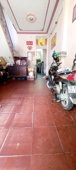 Bán gấp nhà Tân Hòa đông, bình tân 3 tầng 4×20m HXH 8m