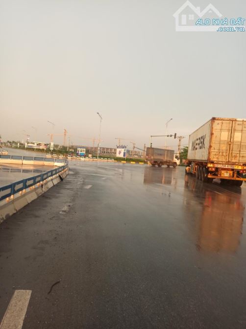 Đầu Tư-Phân Lô-Lô Góc-Sát Vành Đai 4.Bán Đất Thuận Thành,Bắc Ninh Dt 342m,Giá 9.8 Tỷ.