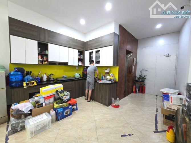 Mỹ Đình - Lô Góc - 6 Tầng Thang Máy - 2 Thoáng Vĩnh Viễn - Gần Ô Tô - 60m2 - Nhỉnh 10 Tỷ