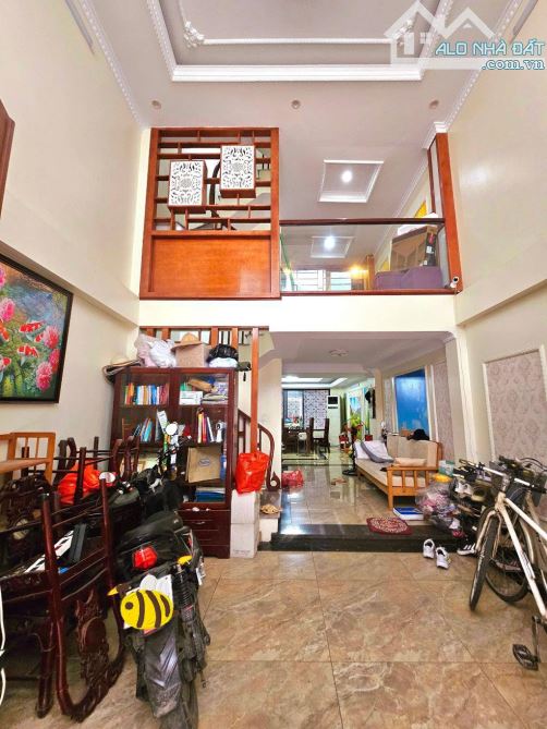 🏡 Nhà đẹp Ngọc Lâm, 59m2 x 4 tầng, View thoáng, Gần hồ điều hòa, 9 tỷ