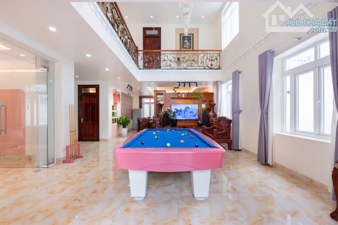 BÁN BIỆT THỰ 300M2. KHU A CHÂU. P2. TP VŨNG TÀU. CÁCH BIỂN THÙY VÂN 500M