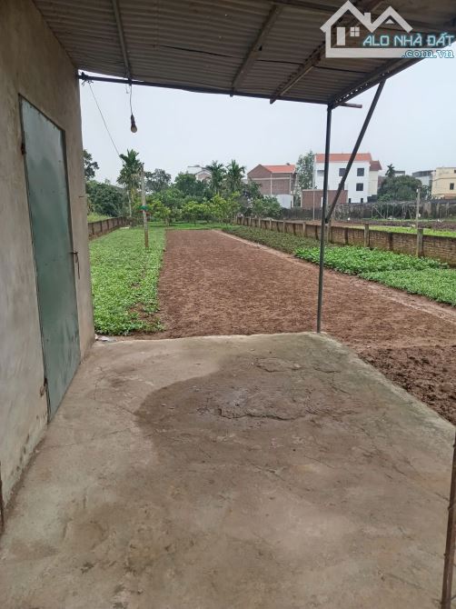 Bán 960m2 đất 50 năm Song Phương, Hoài Đức, vị trí kẹt