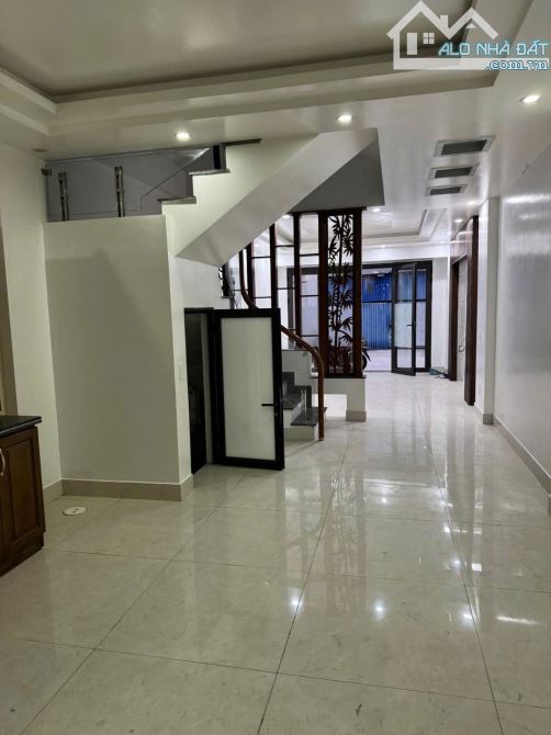 Cho thuê nhà xây mới full đồ tại Đằng Hải ,Hải An . Văn phòng , Spa ...ở ok