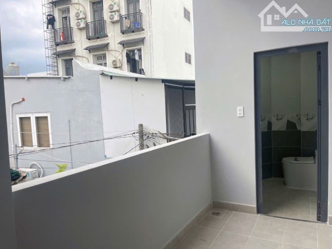 GẤP BÁN NHÀ QUẬN 9, NHÀ 2TẦNG LÔ GÓC 2MẶT TIỀN DT46M NGAY CHỢ ĐÊM MAN THIỆN NHỈNH 4TỶ TL - 10