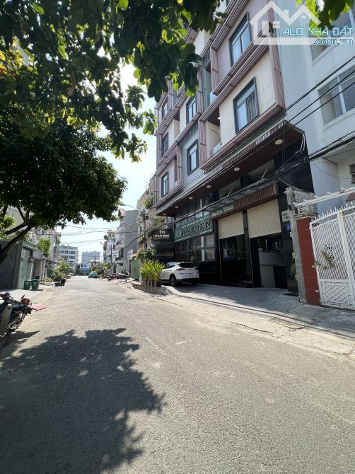 Căn Hộ Dịch Vụ Hầm 7 Lầu mặt tiền gần Lotte Mart Q.7, 14x22m, HĐT 360 triệu, Chỉ 70 Tỷ - 1