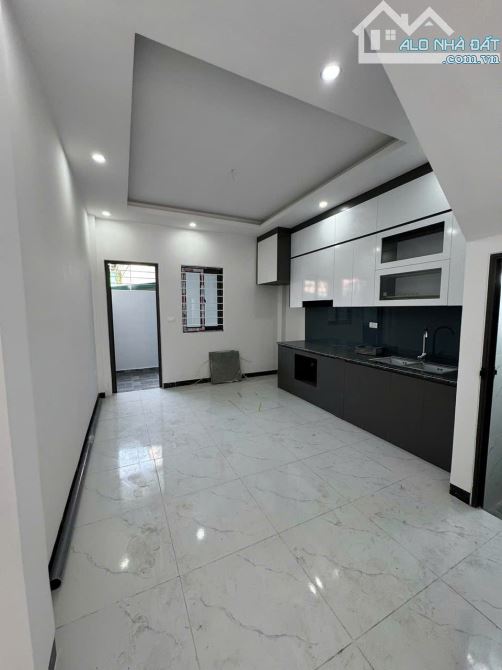 🏡 Chính Chủ Cần Sang Nhượng Căn Nhà Xinh Xắn Tại Phụng Châu - 💸 Giá Chỉ 2.4x Tỷ, Cơ Hội - 1