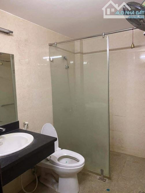 CC bán nhà Tây Mỗ Nam Từ Liêm ô tô con đỗ cửa 3PNKK, 4WC, 5 tầng  giá nhỉnh 5 đồng. - 1