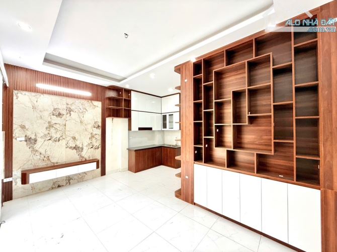 NHÀ MỚI -  5 TẦNG - NGÕ Ô TÔ - NGÕ THÔNG - NHỈNH 4 tỷ - 1