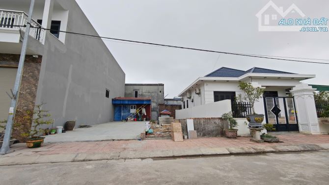 Bán lô đất 84,3m2 trục thôn Phong Cầu Đại Đồng Kiến Thụy Hải Phòng - 1