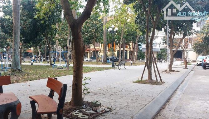 BIỆT THỰ LÔ GÓC 4 TẦNG–SÀI ĐỒNG, LONG BIÊN–155M²–VIEW CÔNG VIÊN–GẦN AEON–CHỈ 39.5 TỶ - 1