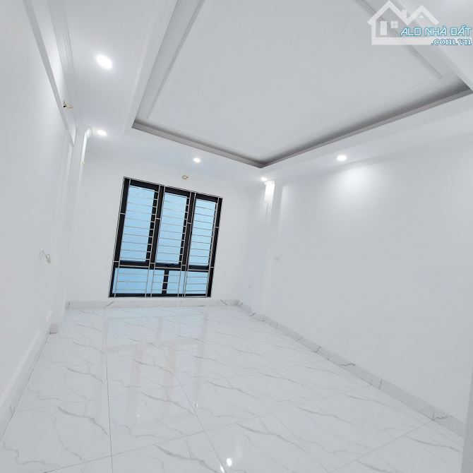 Bán nhà Đại Từ Hoàng Mai 42m 6 tầng thang máy 30m ra mặt phố - 1